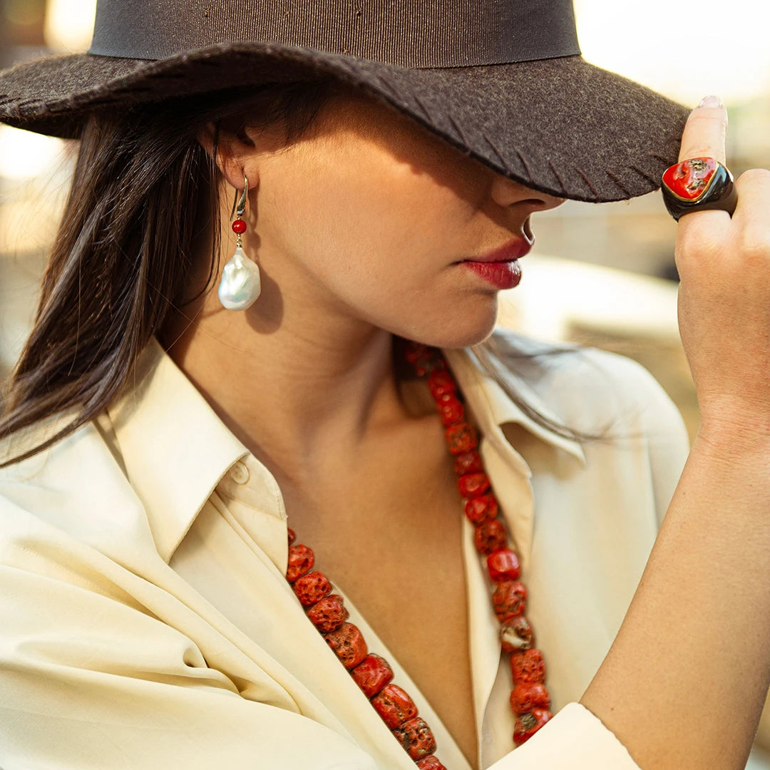 Earrings with Scaramazze Pearls and Coral Bead