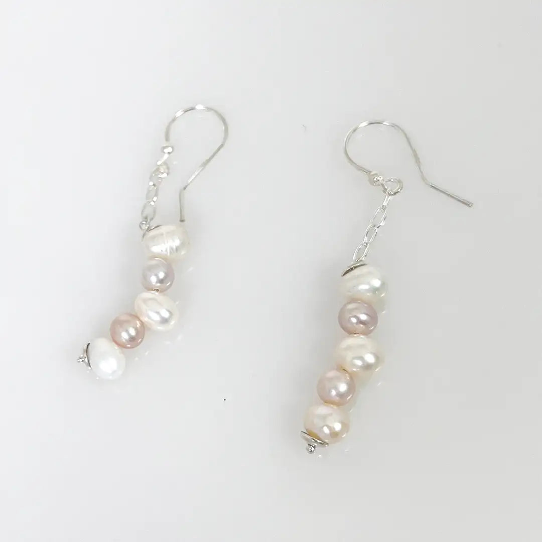 Fantasy Silver Earrings with Pearls 