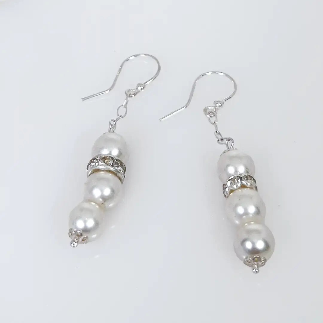 Fantasy Silver Earrings with Pearls 