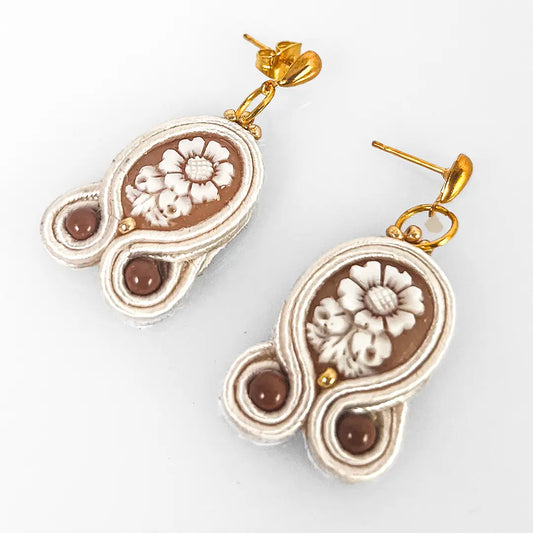 Orecchini in Soutache con Cammeo Fiori