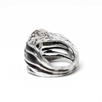 Ring entirely in silver