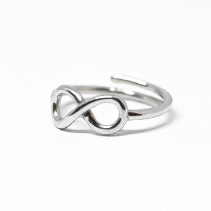 "Infinity" ring entirely in silver