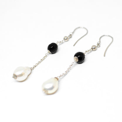 Pearl and agate earrings