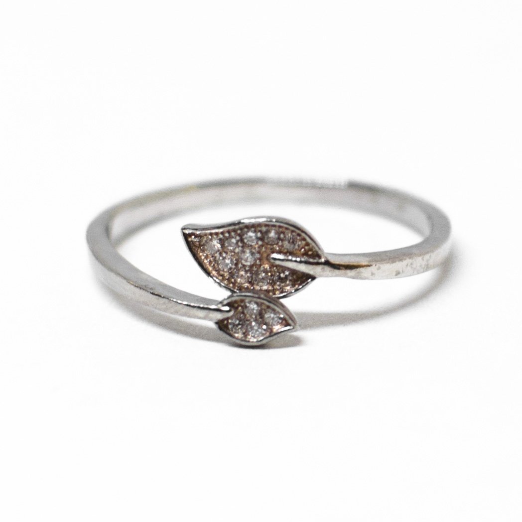 "Leaves" ring in silver and zirconia