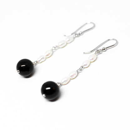 Agate and pearl earrings