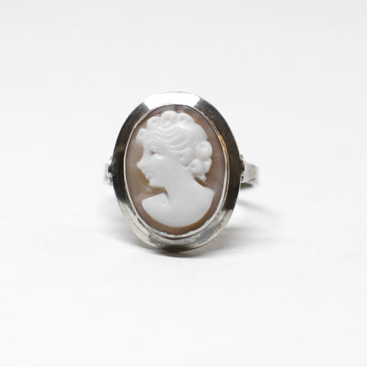 Cameo ring woman profile