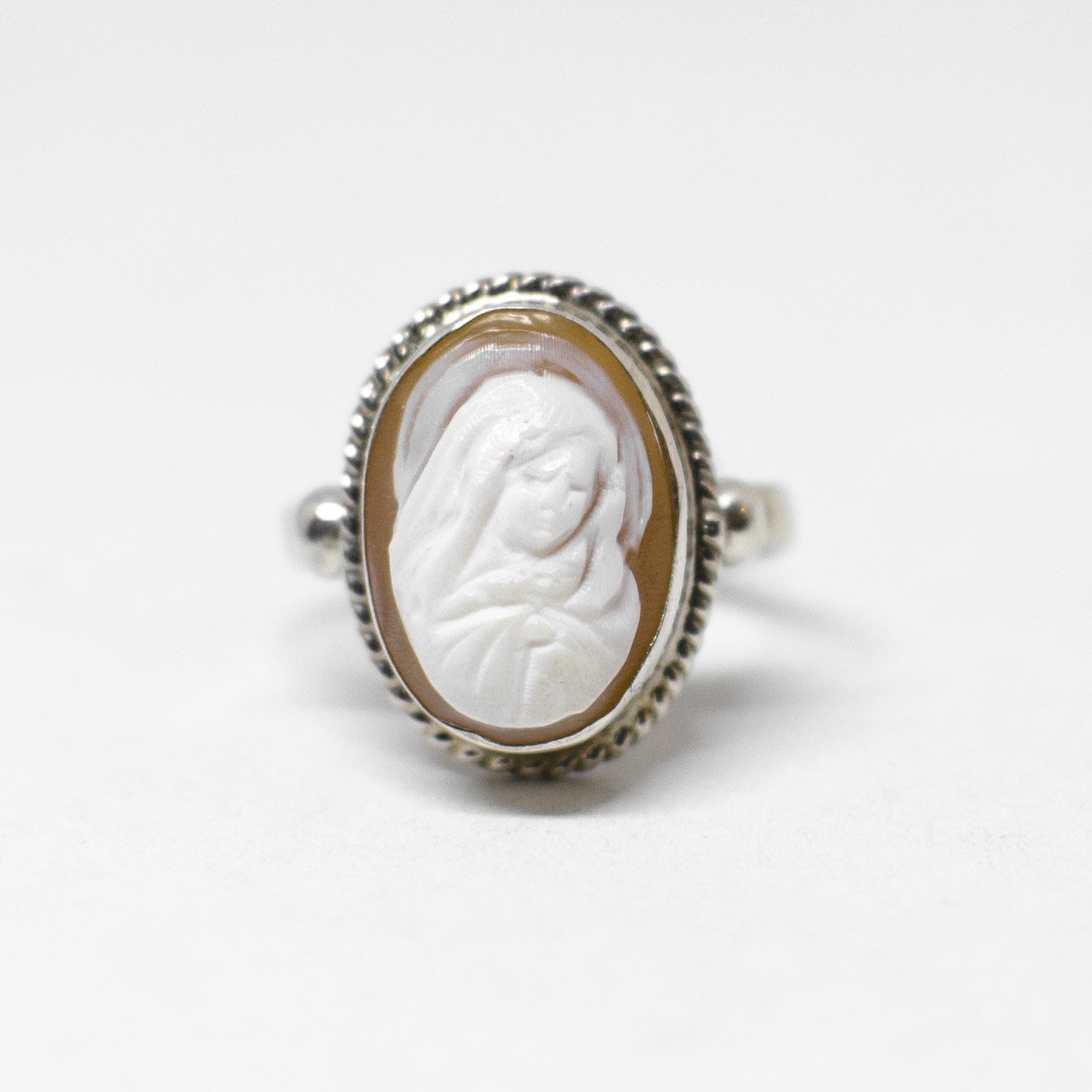 Cameo ring various styles and engravings of Madonnina