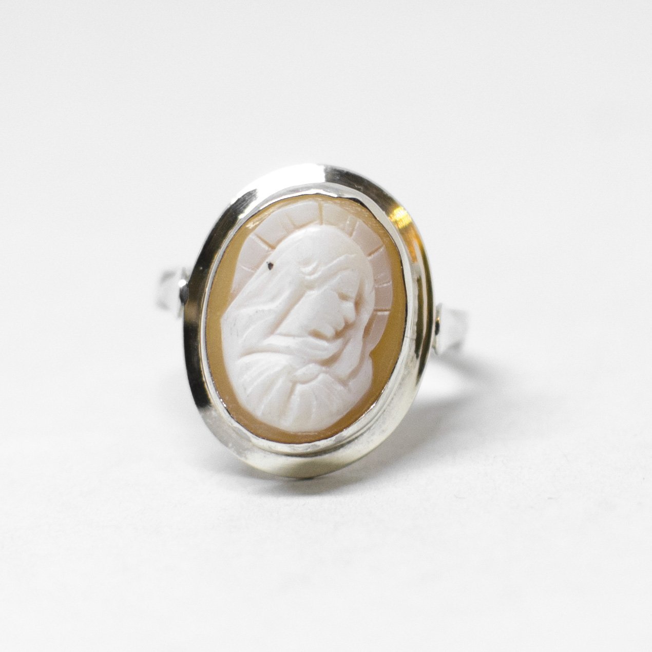 Cameo ring various styles and engravings of Madonnina