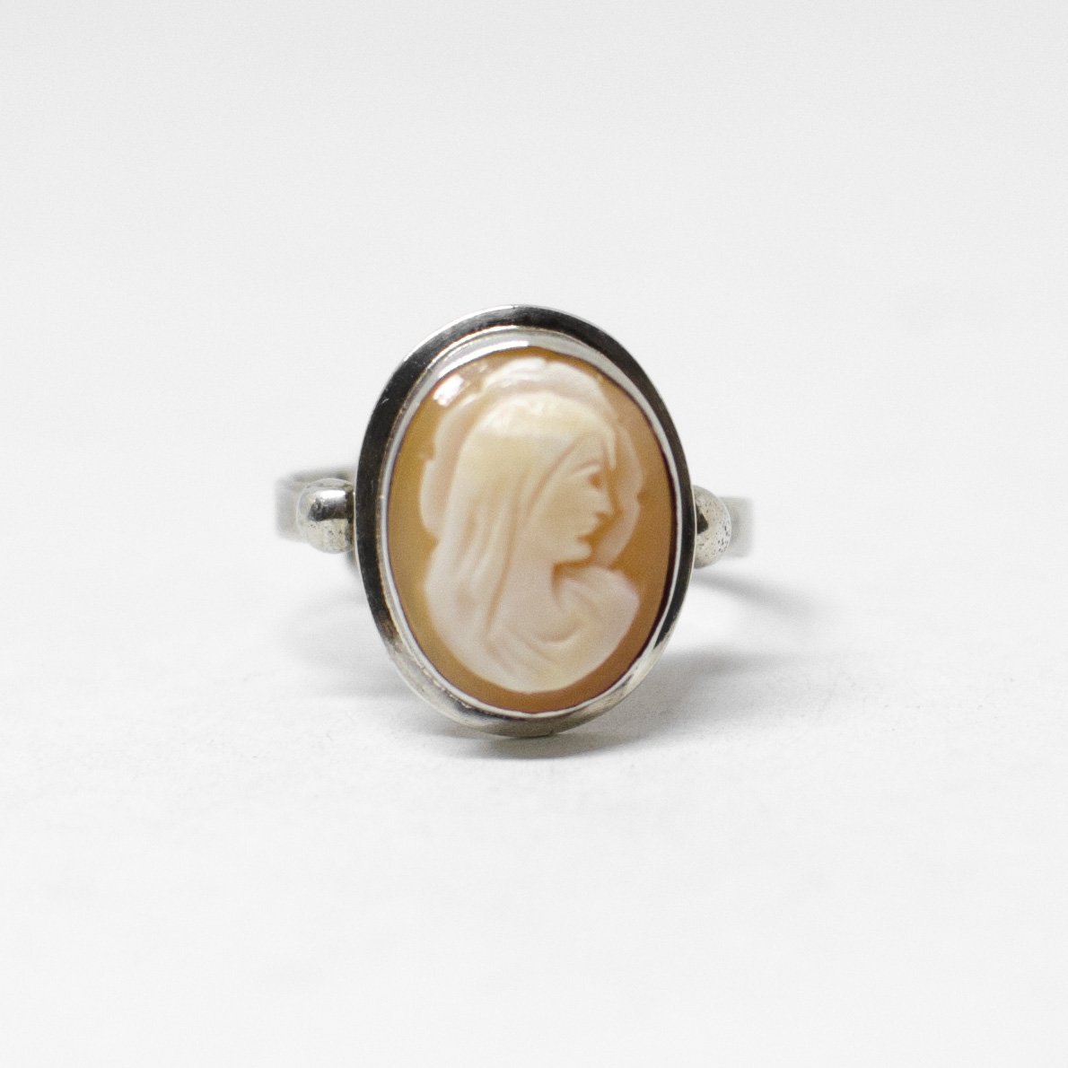 Cameo ring various styles and engravings of Madonnina