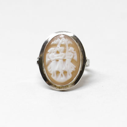 Cameo Ring "The Three Graces"