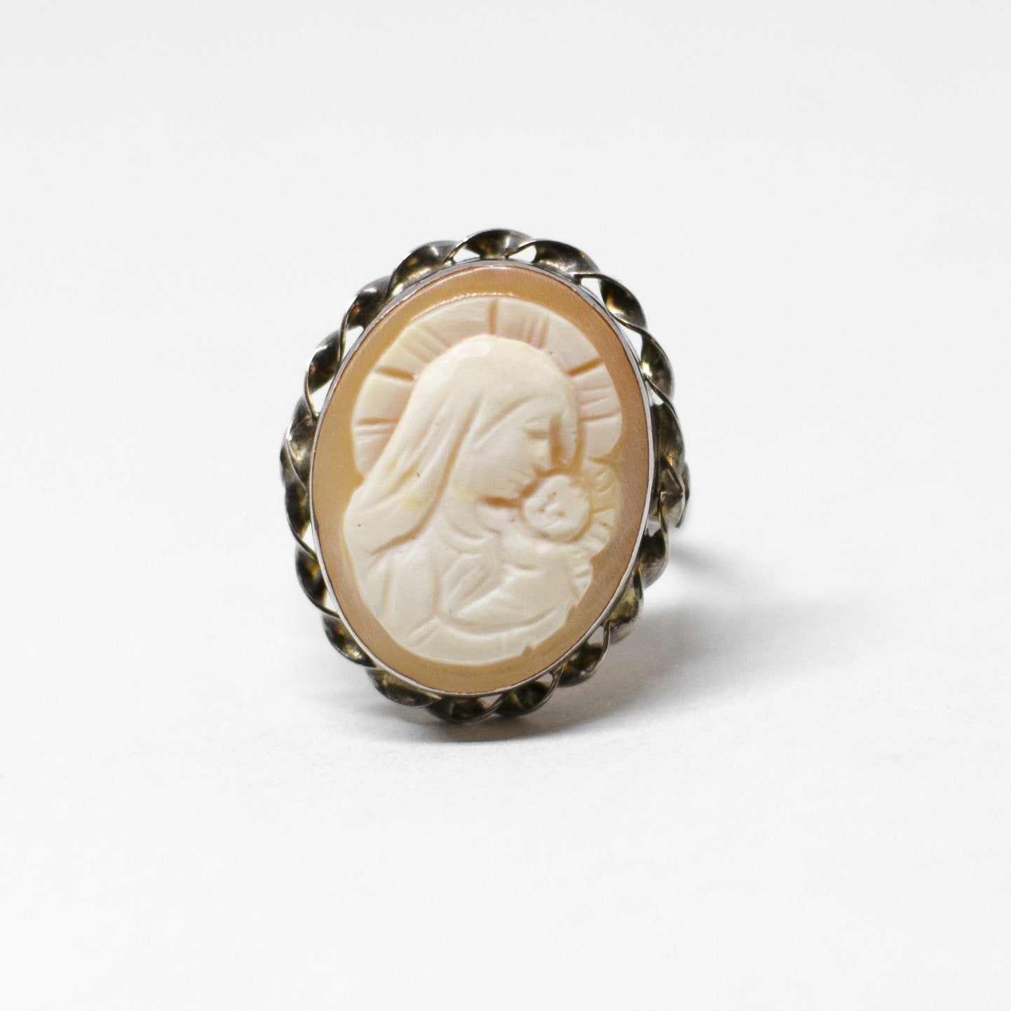 Cameo ring various styles and engravings of Madonnina